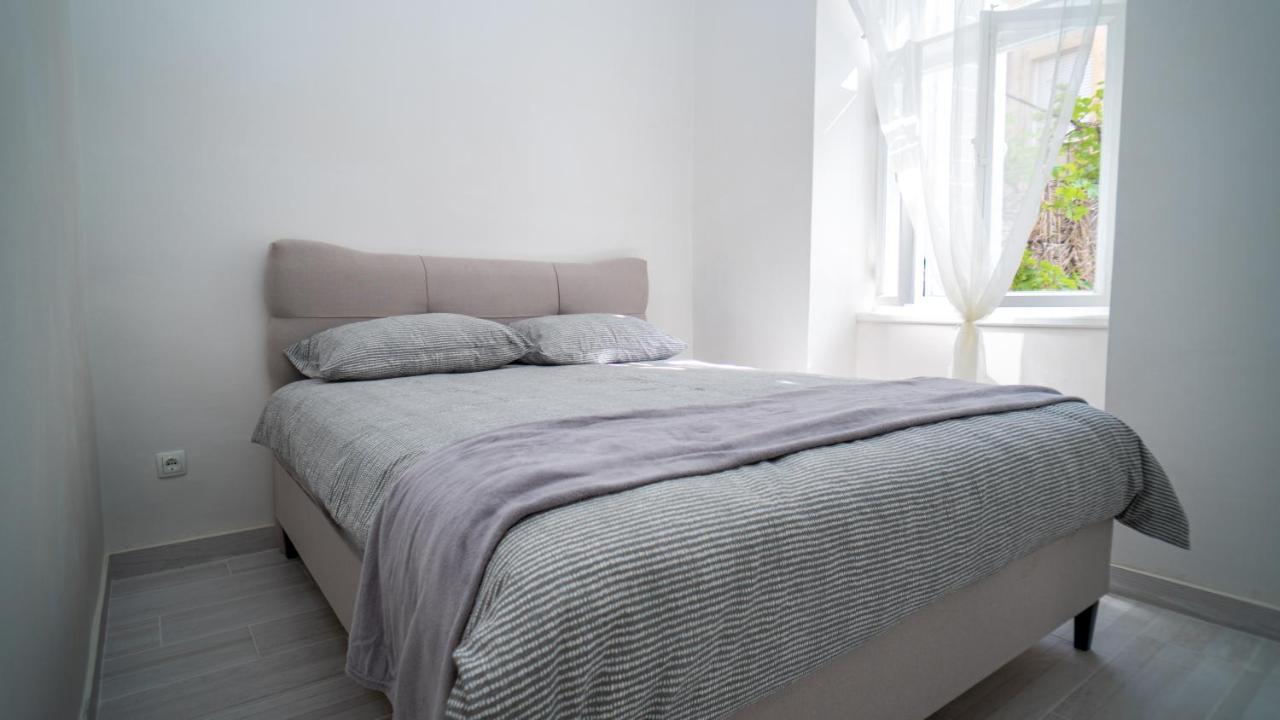 Max Suite Trogir Exteriör bild