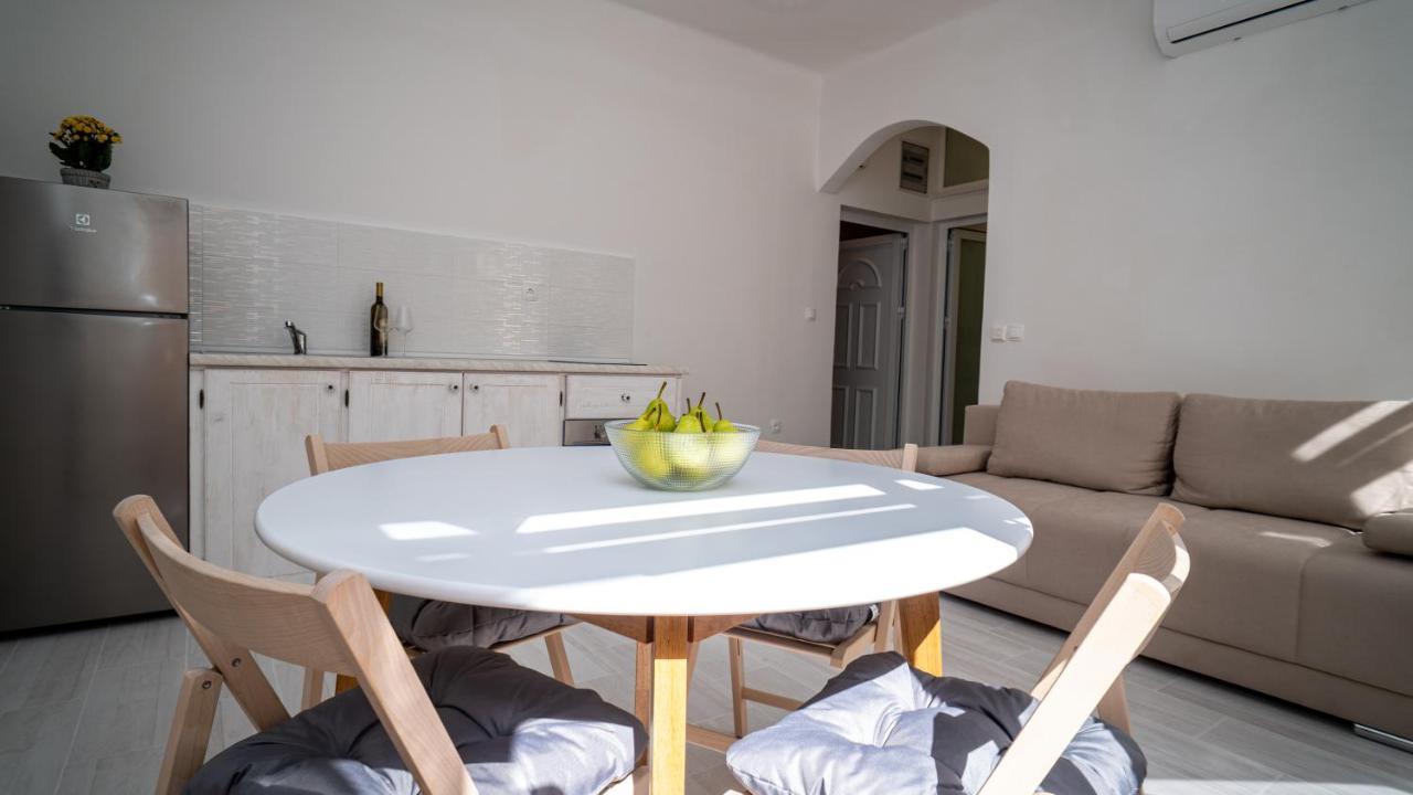 Max Suite Trogir Exteriör bild